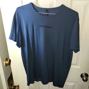Lululemon Men's Short'-Sleeve T-Shirt, Size XL, Blue